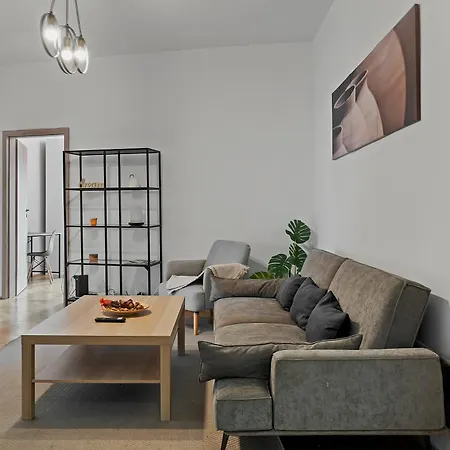 Ultracentral Dreamland 3 Bdrm