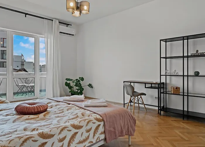 Ultracentral Dreamland 3 Bdrm דירה בוקרשט