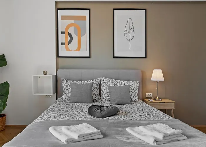 דירה Ultracentral Dreamland 3 Bdrm