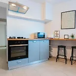 Ultracentral Dreamland 3 Bdrm Апартаменти Бухарест