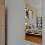 Апартаменти Ultracentral Dreamland 3 Bdrm Бухарест